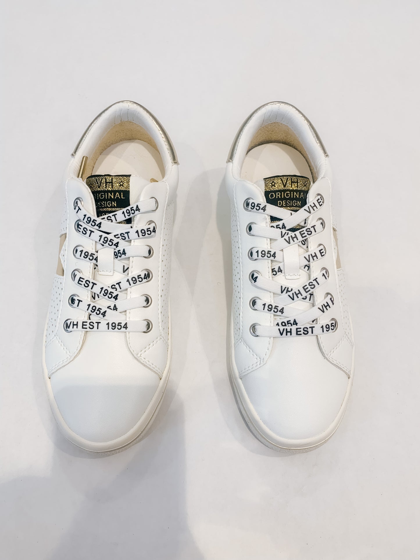Gold Vintage Sneaker