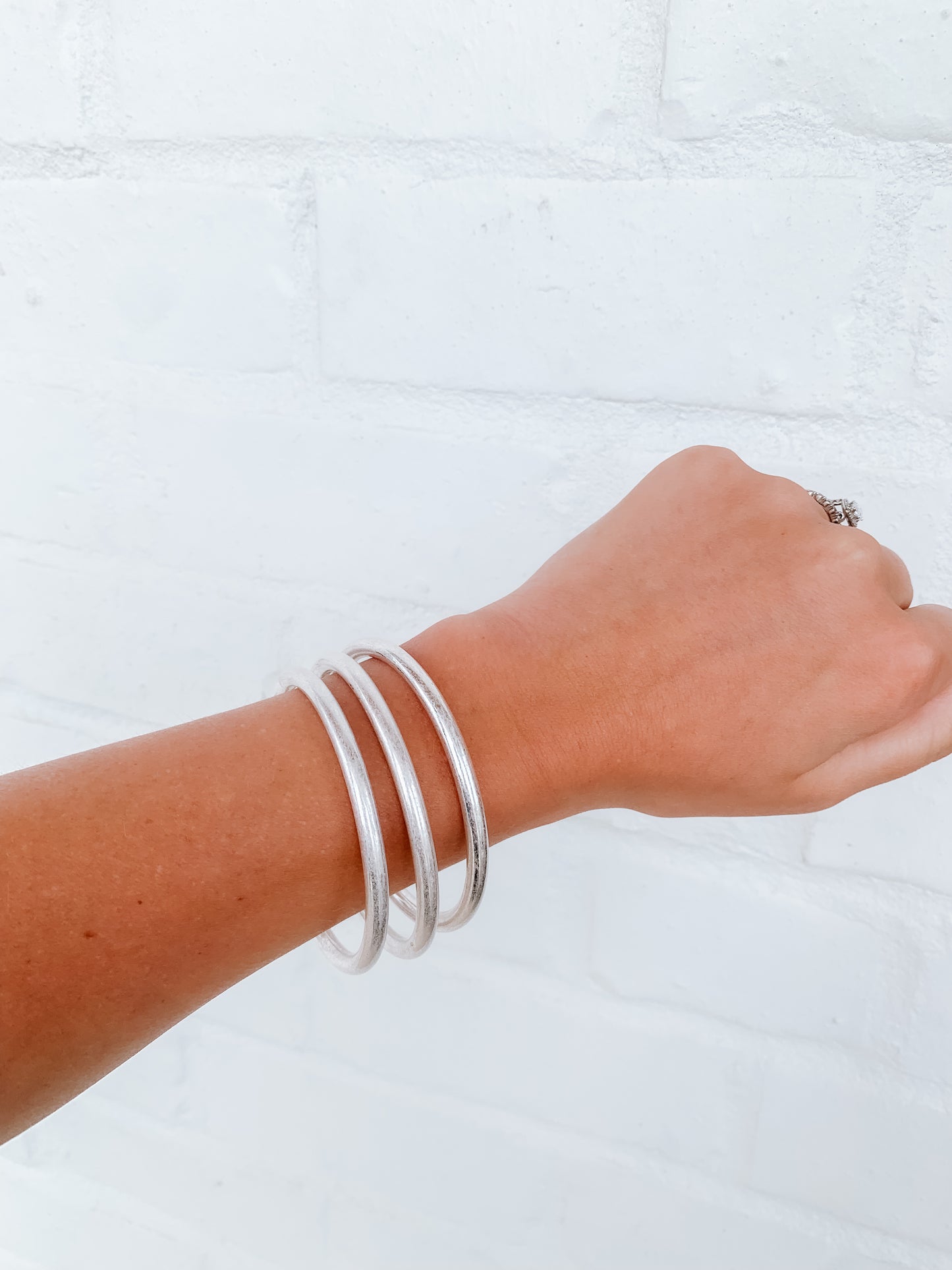 Metal Bangle Set