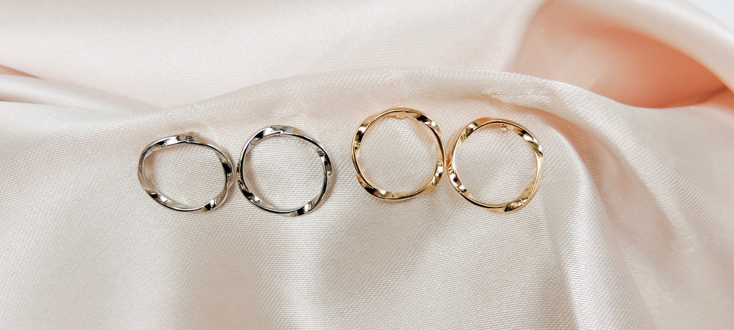 Circle Stud Earrings