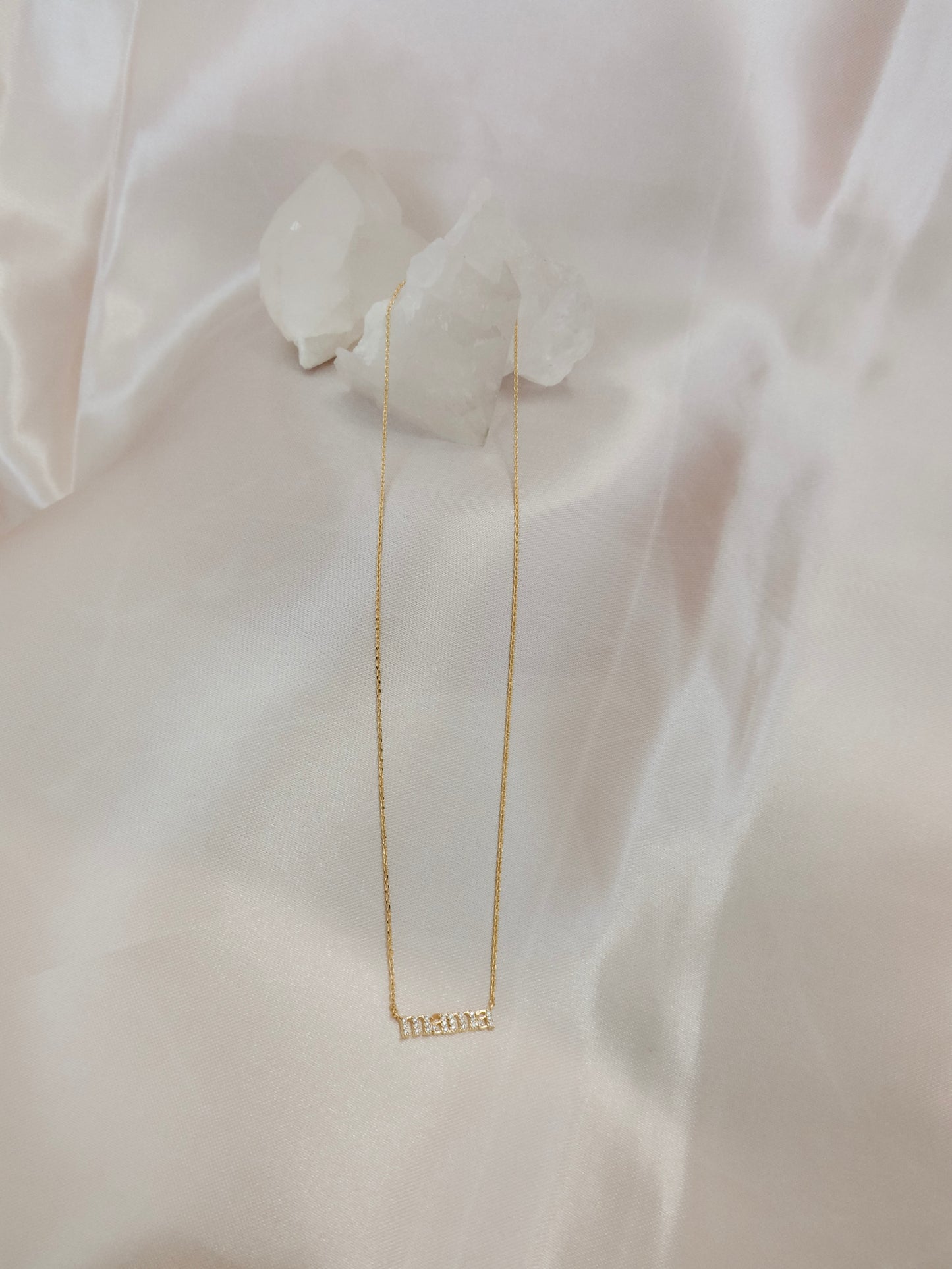 Mama Necklace