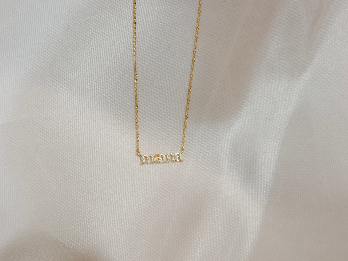 Mama Necklace