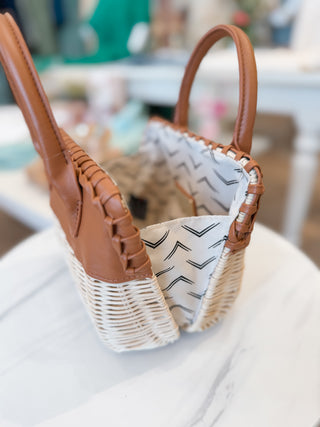 Maya Crossbody: Tan