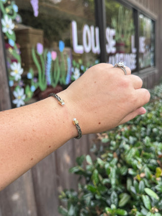 Pearl Point Cable Cuff