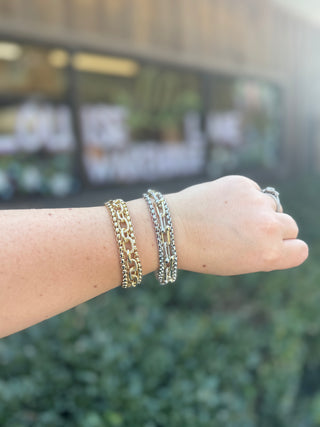 Linked Luxe Magnetic Bracelet